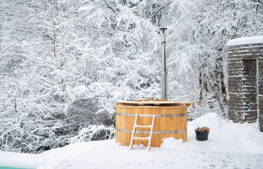 karli dagda ahsap sicak sauna ve kis tatili