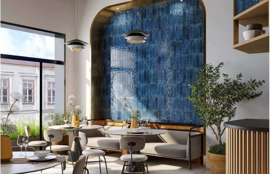 modern ve sik restaurant ic tasariminda goz alici ve ihtisamli kaleseramik juliet parlak okyanus mavi rengi dokulu duvar karosu 